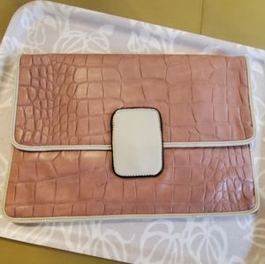 ❌🚫 SOLD Boutique Clutch from Orange Caramel